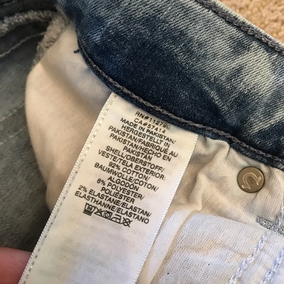 True Religion Denim Blue Jeans Women Size 6 Waist 28 Jennie Curvy Mid Rise Capri - Picture 13 of 14